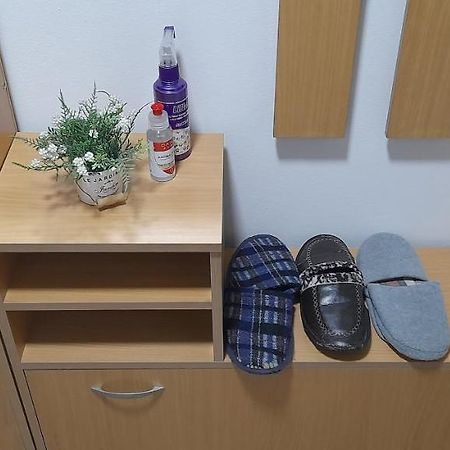 Cozy And Sunny Apartment Near The Airport ซาราเยโว ภายนอก รูปภาพ